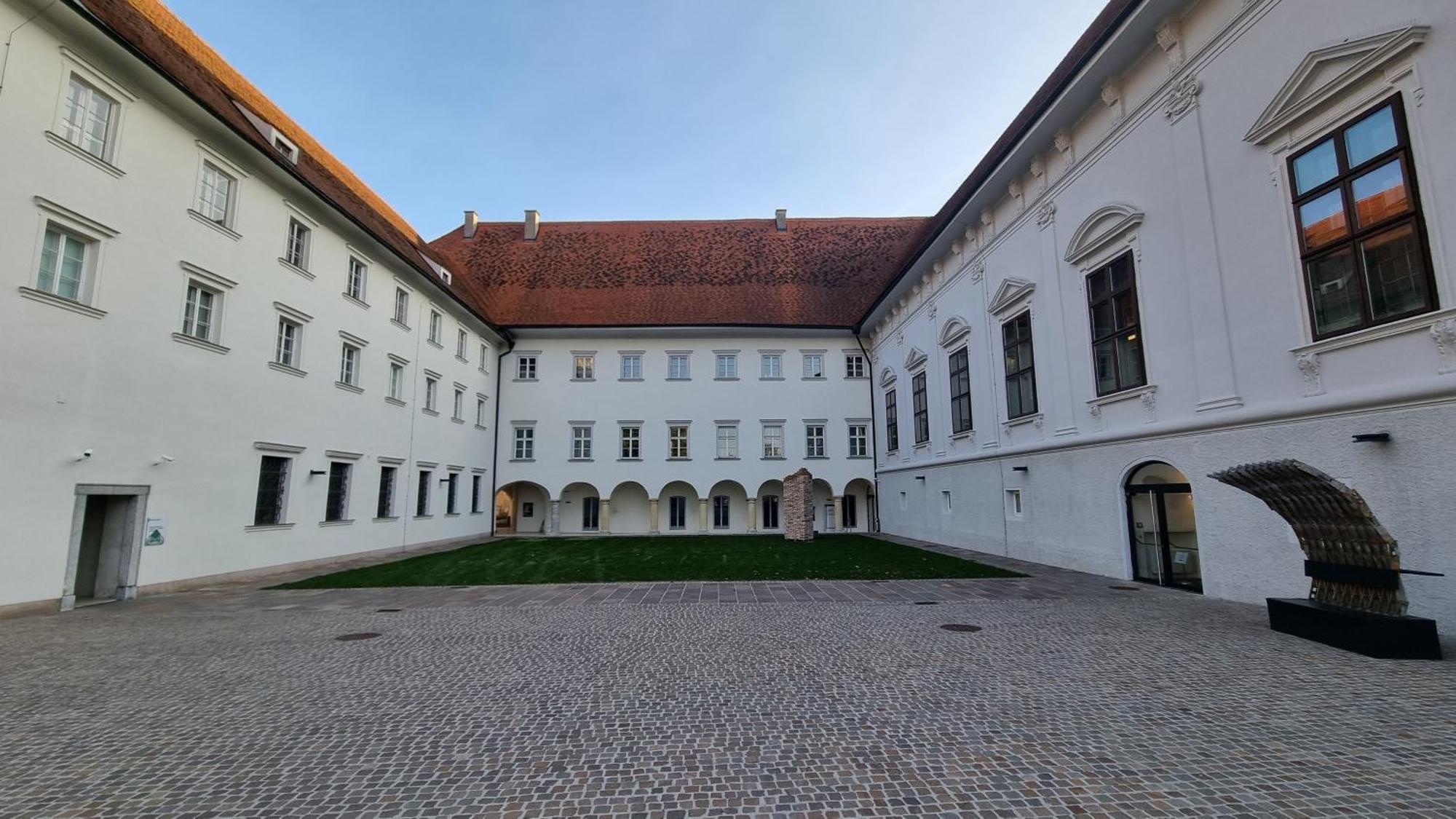 Living In The Heart Of Graz Διαμέρισμα Εξωτερικό φωτογραφία